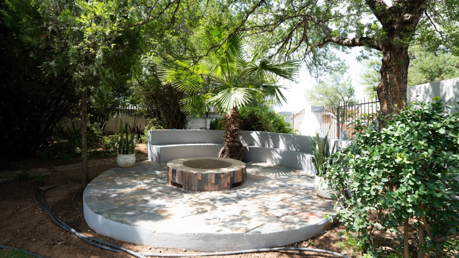  Bedroom Property for Sale in Flamwood North West